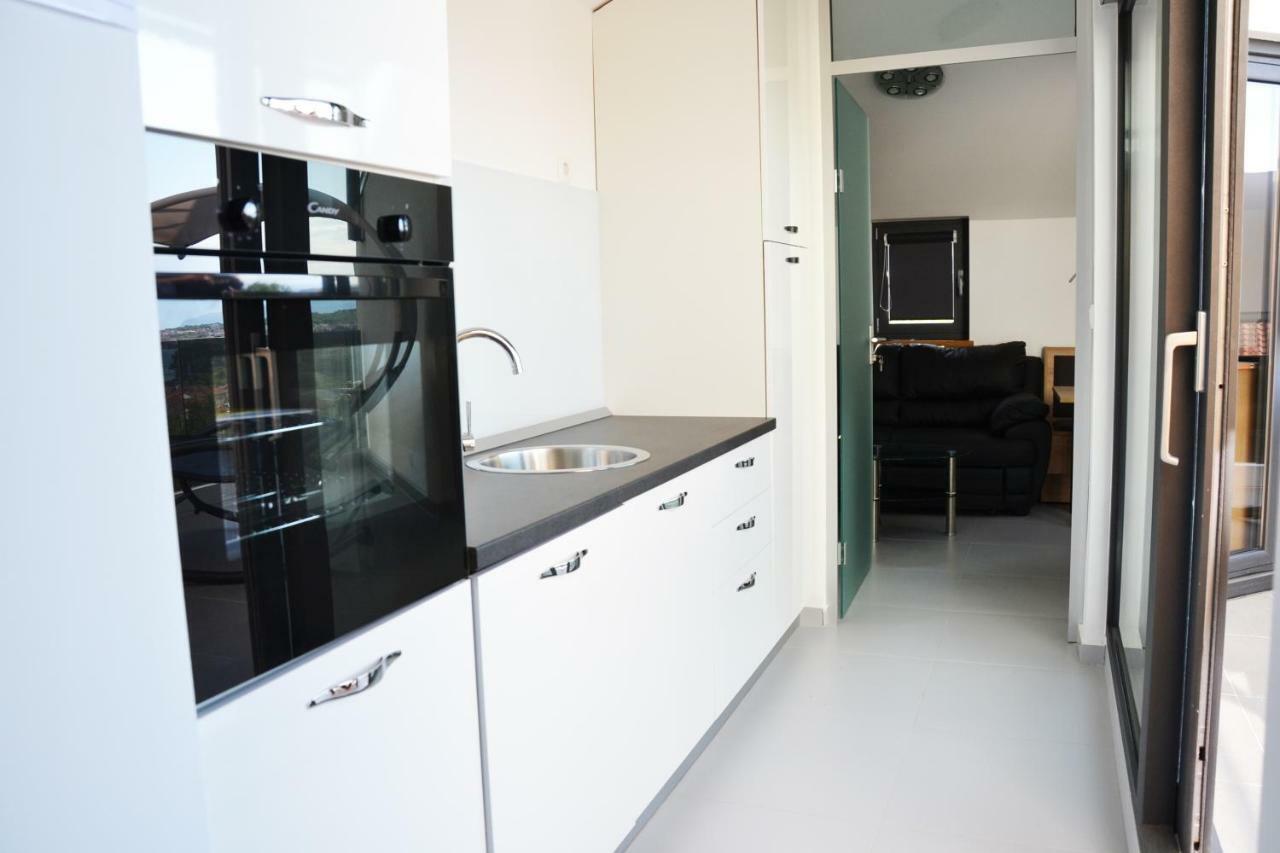 House Art Apartment